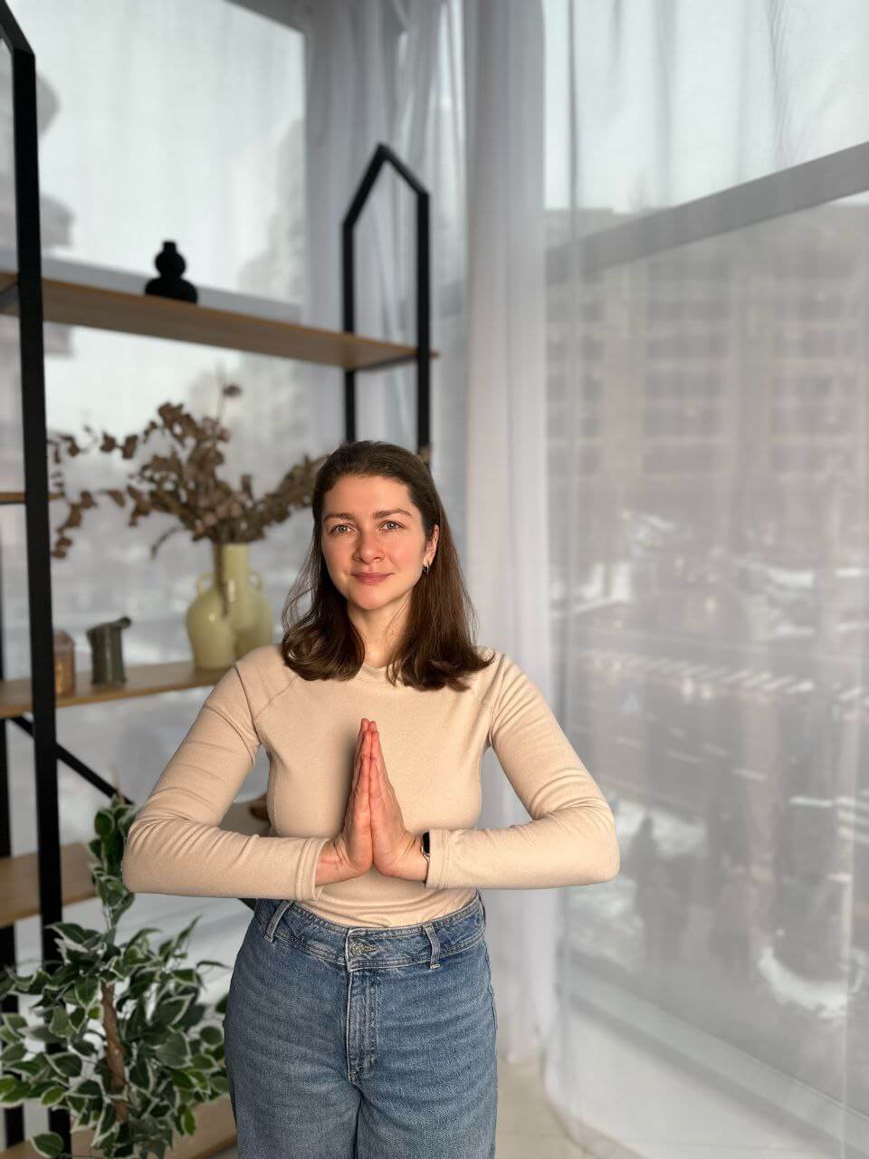 Аліса Бондаренко - Йога інструкторка